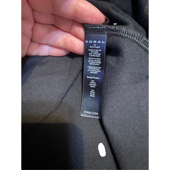 New Koral Essential Short Sleeve Split Hem Tee XS - Picture 12 of 14